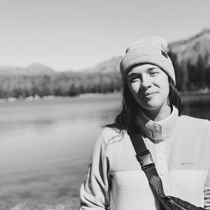 Meet your Posher, Peri